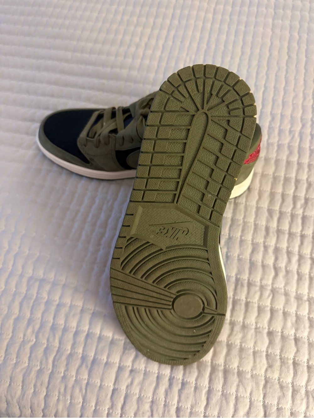 Nike Jordan’s 1 Travis Scott Men's Olive Green, Black and White Low-Top Sneakers - Picture 7 of 7